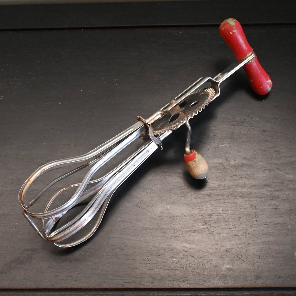 Antique Rotary Hand Mixer Egg Beater Farmhouse Shabby Chic Cottage Decor USA